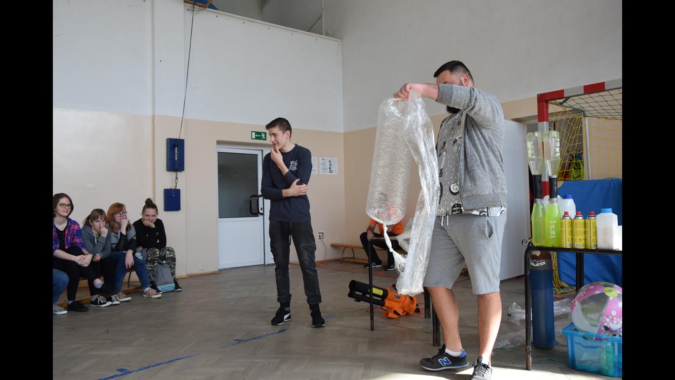 SPEKTAKL ,,EPIDEMIA, CZARY MARY I ALCHEMIA”.